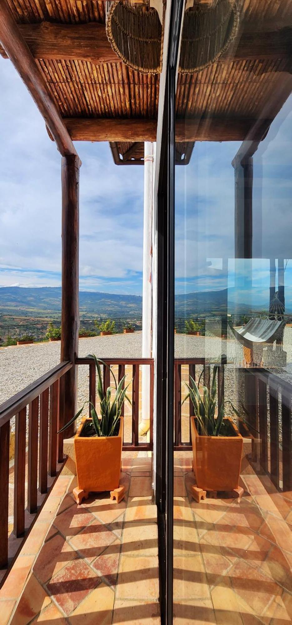 Hotel Amanee Баричара Екстериор снимка